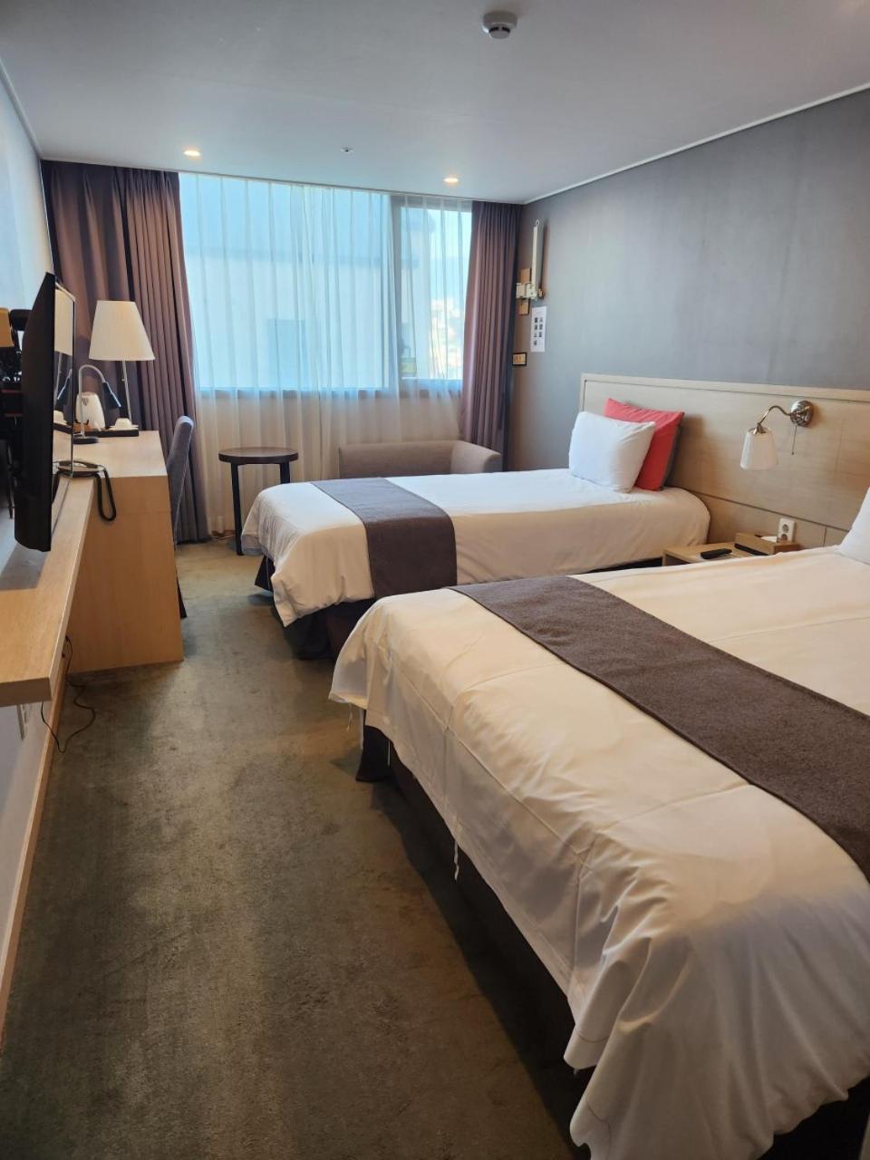 Hotel Shalom Jeju Buitenkant foto